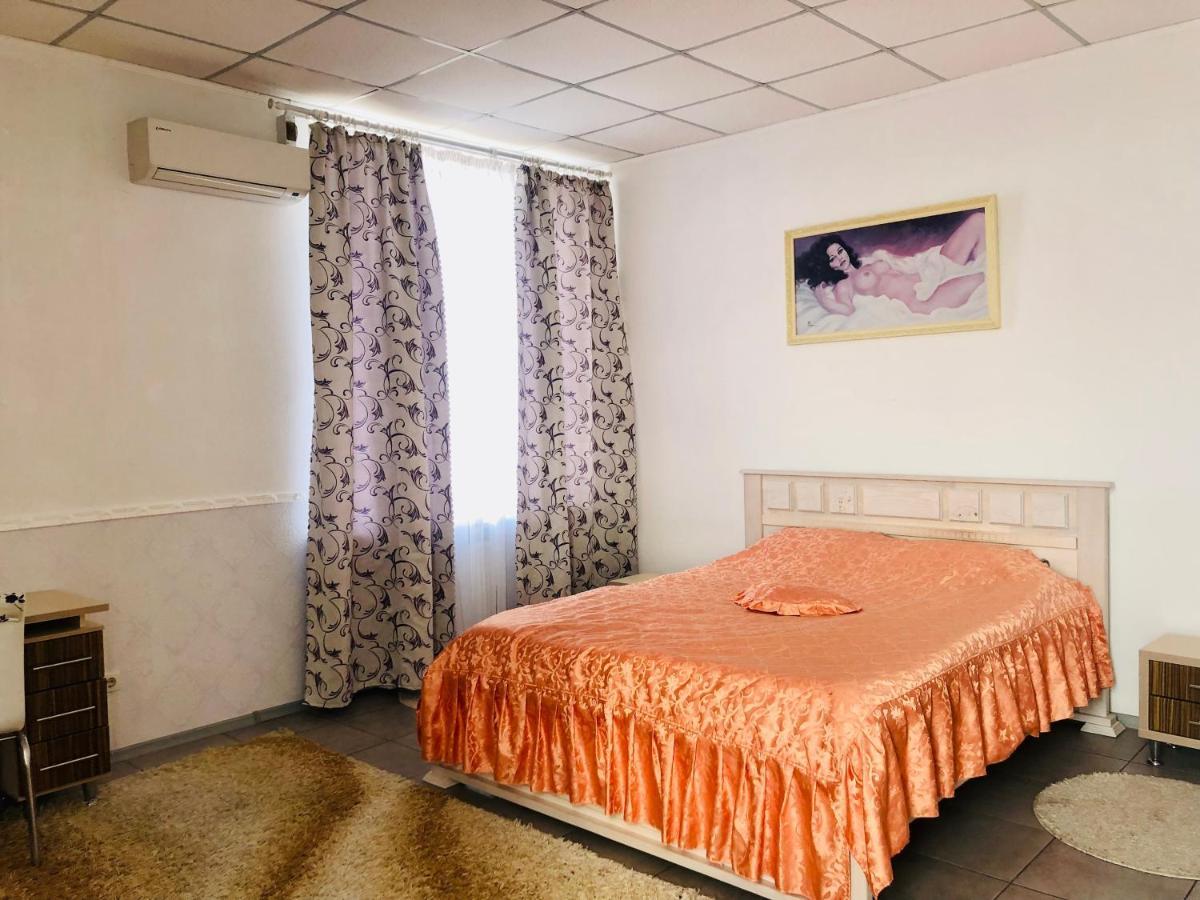 Отель Меридиан Zolotonosha ภายนอก รูปภาพ